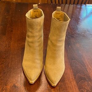 Marc Fischer Tan Suede Ankle Boots
Size 6 1/2
3 1/2” heel 
Excellent condition